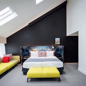 Deluxe Zimmer mit Kingsize-Bett